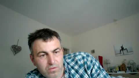 Snapshot of hakfin666 chatting on June 14, 4:25 am hakfin666 online show from June 14, 4:25 am