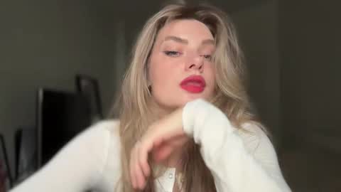 Snapshot of haley_rune chatting on October 16, 10:16 am haley_rune online show from October 16, 10:16 am
