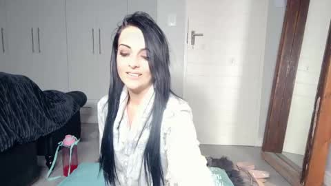Haley online show from October 16, 9:43 am