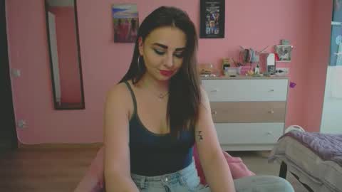 Ann online show from April 22, 11:45 am