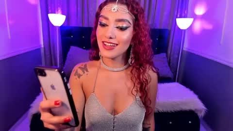 Snapshot of hallsred_rh chatting on January 8, 9:34 pm Halls Red online show from January 8, 9:34 pm