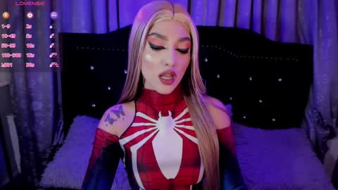 Snapshot of hallsred_rh chatting on September 29, 10:25 pm Halls Red online show from September 29, 10:25 pm