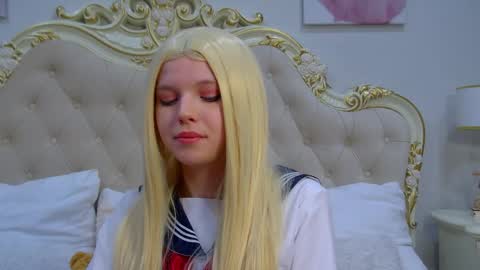 Snapshot of hallybradley chatting on March 12, 5:30 pm HallyBradley online show from March 12, 5:30 pm