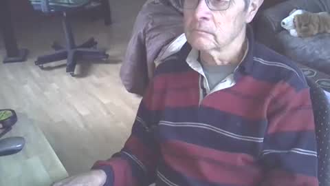 Snapshot of hamto65 chatting on December 9, 2:17 pm Prefer men 80 online show from December 9, 2:17 pm