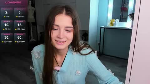 Hana online show from December 17, 2:12 pm