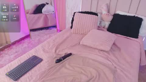 Hanna Rosse online show from February 17, 2:35 pm