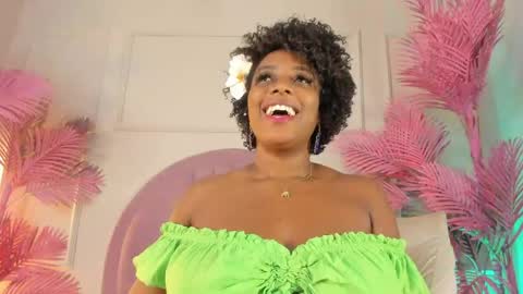 Snapshot of hanaahquinn chatting on May 31, 6:09 pm hanaahquinn online show from May 31, 6:09 pm