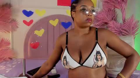 Snapshot of hanaahquinn chatting on June 13, 11:30 am hanaahquinn online show from June 13, 11:30 am