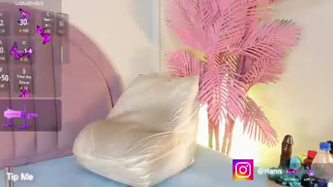 hanaahquinn online show from July 11, 11:35 am