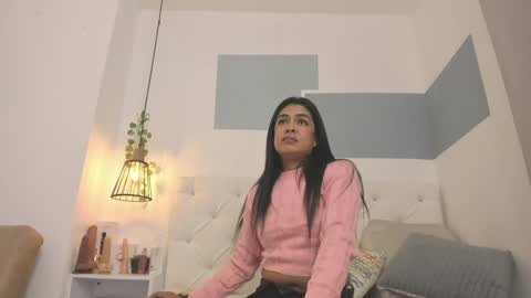 hanah_gray online show from January 26, 11:39 am