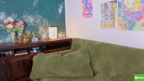 hanahwoods online show from May 6, 1:36 am