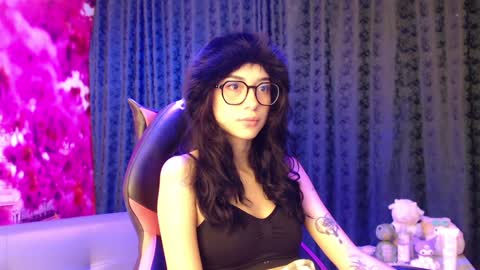 Hanaku  online show from January 9, 2:07 pm