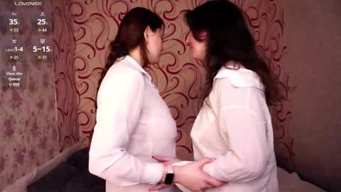 Snapshot of hanalif chatting on February 11, 5:23 am Blair and Ethel online show from February 11, 5:23 am