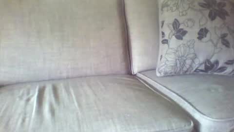 hand_ball_32 online show from December 8, 10:03 pm