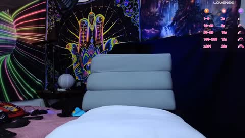 Snapshot of handsoman1 chatting on January 11, 12:55 am handsoman1 online show from January 11, 12:55 am