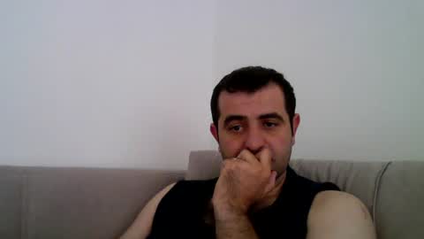 Snapshot of handsome031 chatting on June 30, 10:16 am Handsome031 online show from June 30, 10:16 am