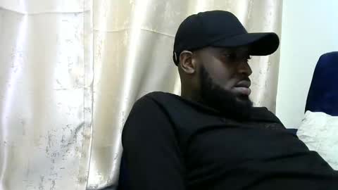 handsome king online show from December 3, 4:39 pm