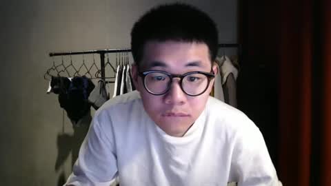 handsome_mannn online show from January 5, 8:21 pm