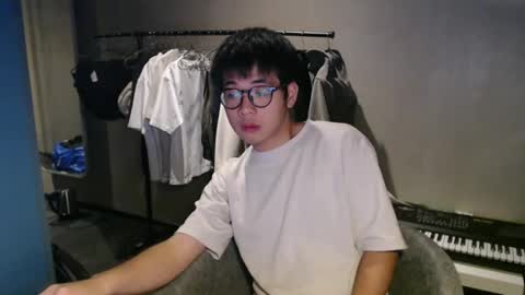 handsome_mannn online show from September 26, 8:02 pm