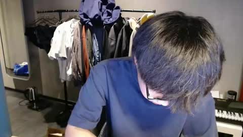 Snapshot of handsome_mannn chatting on January 8, 11:40 pm handsome_mannn online show from January 8, 11:40 pm