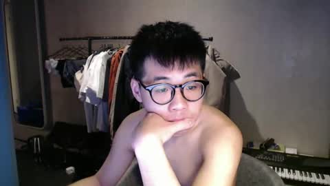 Snapshot of handsome_mannn chatting on January 18, 11:08 pm handsome_mannn online show from January 18, 11:08 pm