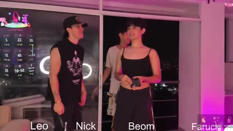 leonardfarrucknick and otis online show from September 11, 11:27 pm