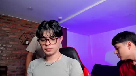 leonardfarrucknick and otis online show from March 5, 12:23 pm