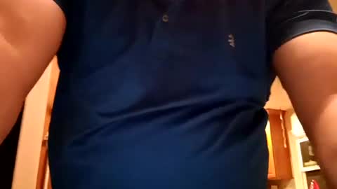 Handsomedaddy198923 online show from June 15, 5:20 am