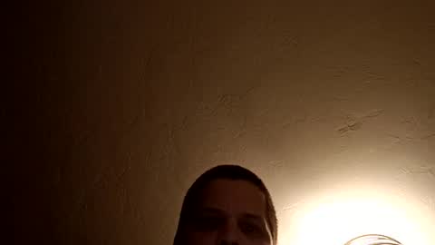Handsomedaddy198923 online show from June 16, 6:49 am