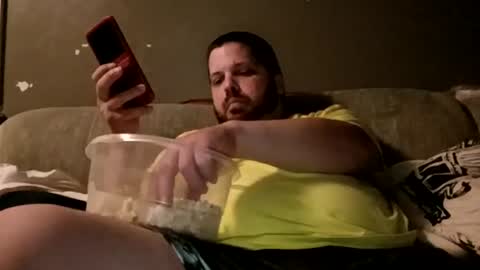 Handsomedaddy198923 online show from June 17, 7:00 am