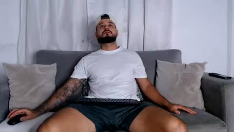 Handsomen online show from July 2, 3:34 am