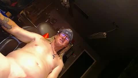 Handystudman online show from November 14, 6:34 am