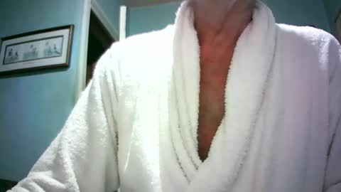 Snapshot of handymanforyou177322 chatting on June 28, 9:43 pm handymanforyou177322 online show from June 28, 9:43 pm