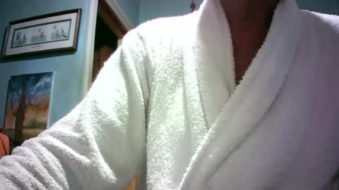Snapshot of handymanforyou177322 chatting on July 18, 9:29 pm handymanforyou177322 online show from July 18, 9:29 pm