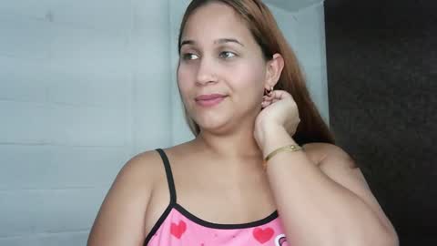 Snapshot of hankalanna chatting on October 7, 12:52 am Hank alanna online show from October 7, 12:52 am