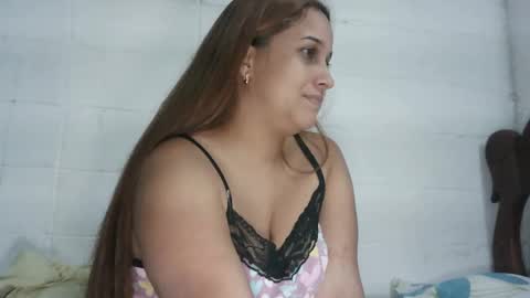 Snapshot of hankalanna chatting on October 13, 3:06 am Hank alanna online show from October 13, 3:06 am