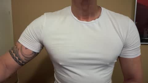 Snapshot of hankmoody6 chatting on December 18, 8:53 am hanky online show from December 18, 8:53 am