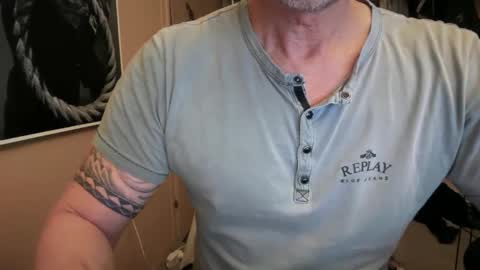 Snapshot of hankmoody6 chatting on March 10, 5:29 pm hanky online show from March 10, 5:29 pm