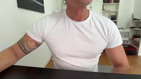 Snapshot of hankmoody6 chatting on September 17, 9:33 am hanky online show from September 17, 9:33 am