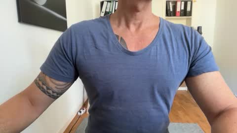 Snapshot of hankmoody6 chatting on September 28, 10:09 am hanky online show from September 28, 10:09 am