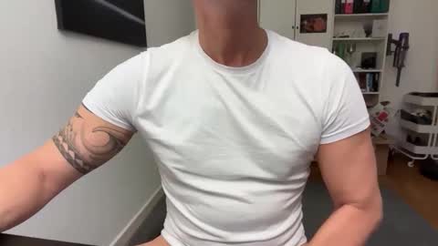 Snapshot of hankmoody6 chatting on November 6, 5:14 pm hanky online show from November 6, 5:14 pm