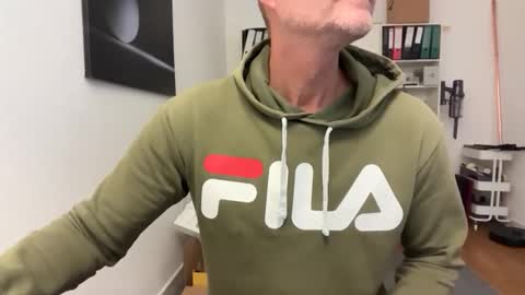 Snapshot of hankmoody6 chatting on December 4, 8:45 am hanky online show from December 4, 8:45 am