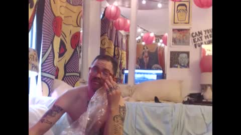 Snapshot of hankrams chatting on March 5, 7:27 pm hank rams online show from March 5, 7:27 pm