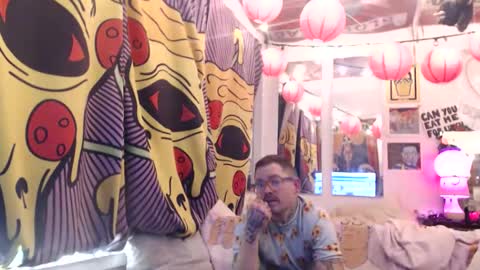 Snapshot of hankrams chatting on January 7, 2:03 am hank rams online show from January 7, 2:03 am