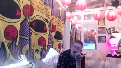 Snapshot of hankrams chatting on January 10, 7:15 pm hank rams online show from January 10, 7:15 pm