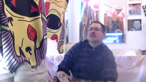 Snapshot of hankrams chatting on February 4, 8:03 pm hank rams online show from February 4, 8:03 pm