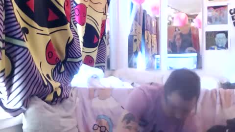 Snapshot of hankrams chatting on February 9, 7:29 pm hank rams online show from February 9, 7:29 pm