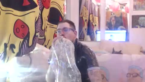 Snapshot of hankrams chatting on February 22, 6:57 am hank rams online show from February 22, 6:57 am