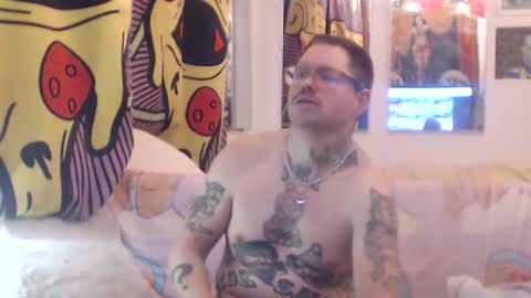 Snapshot of hankrams chatting on March 6, 2:41 am hank rams online show from March 6, 2:41 am