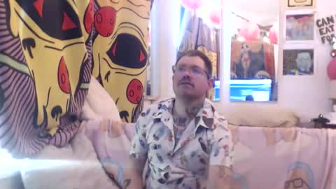 Snapshot of hankrams chatting on March 10, 6:24 pm hank rams online show from March 10, 6:24 pm